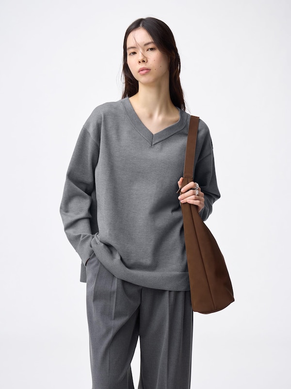 オーバーサイズVネックニットプルオーバーZ