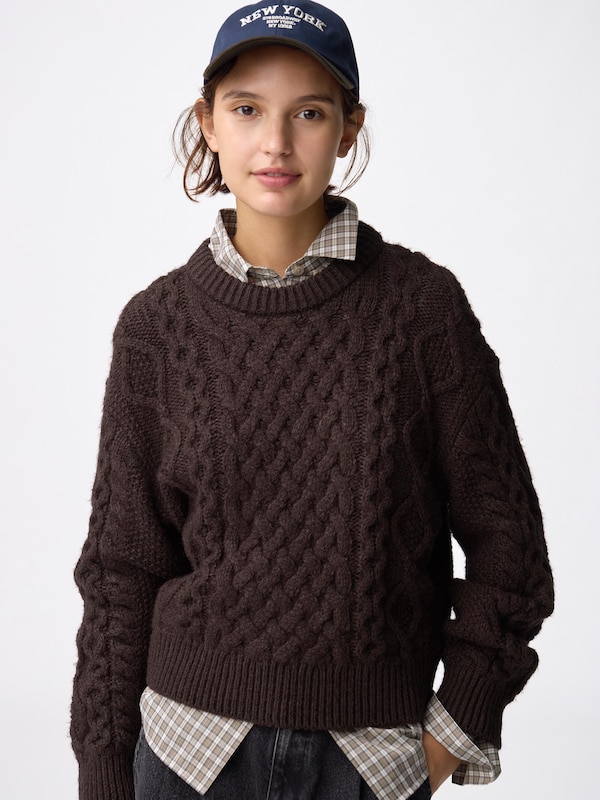 ケーブルクルーネックニットプルオーバー