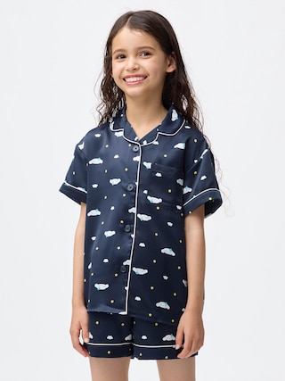 GIRLSサテンパジャマ(半袖&ショートパンツ) Sanrio characters 【KIDS・TEEN】 【キッズ ルームウェア】【GU公式/ジーユー】 【NAVY】 GIRLSサテンパジャマ(半袖&ショートパンツ) Sanrio characters 【KIDS・TEEN】 【キッズ ルームウェア】【GU公式/ジーユー】 【NAVY】