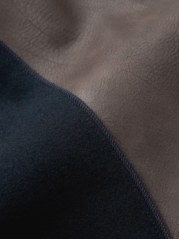 コージーメルトンスタジアムジャンパー