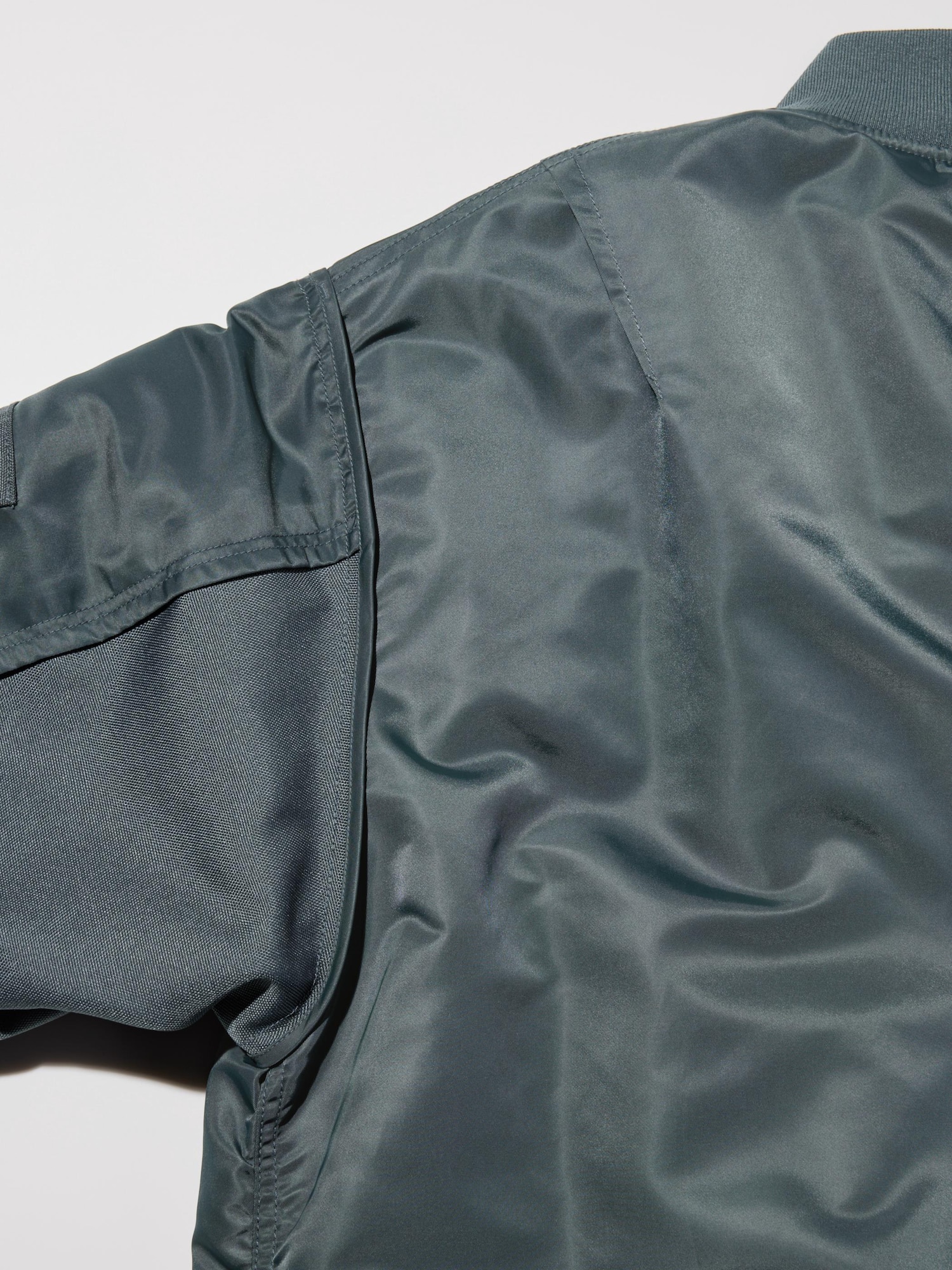 GU公式 | リバーシブルブルゾン UNDERCOVER