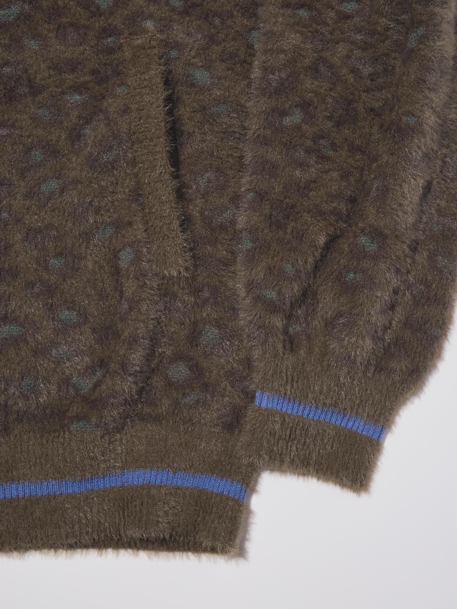 GU公式 | シャギークルーネックカーディガン UNDERCOVER