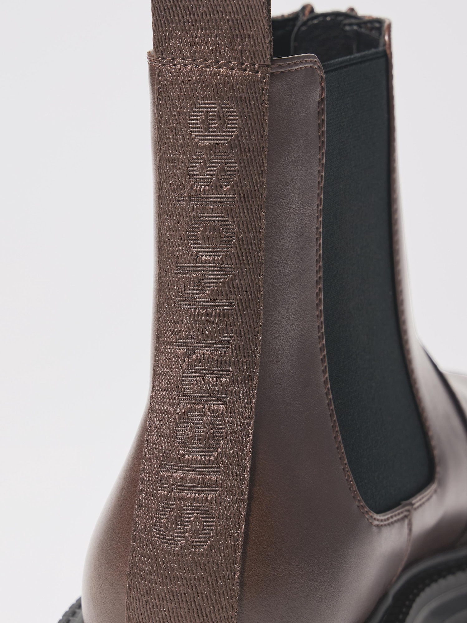 GU公式 | ハーフジップブーツ UNDERCOVER +X