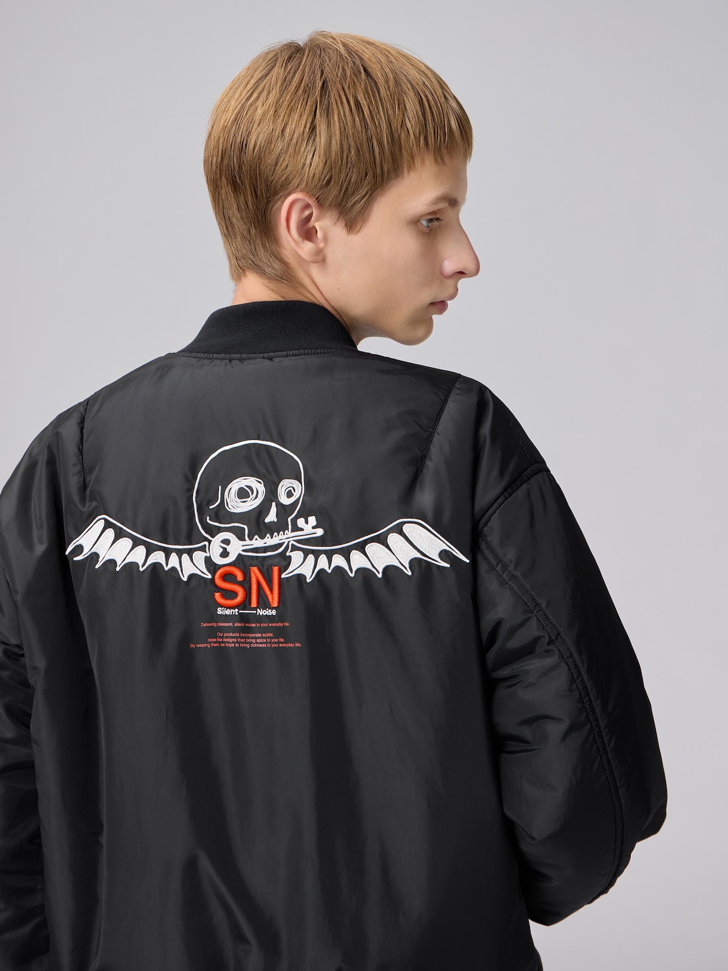 GU公式 | フェイクレザーリバーシブルブルゾン UNDERCOVER +X