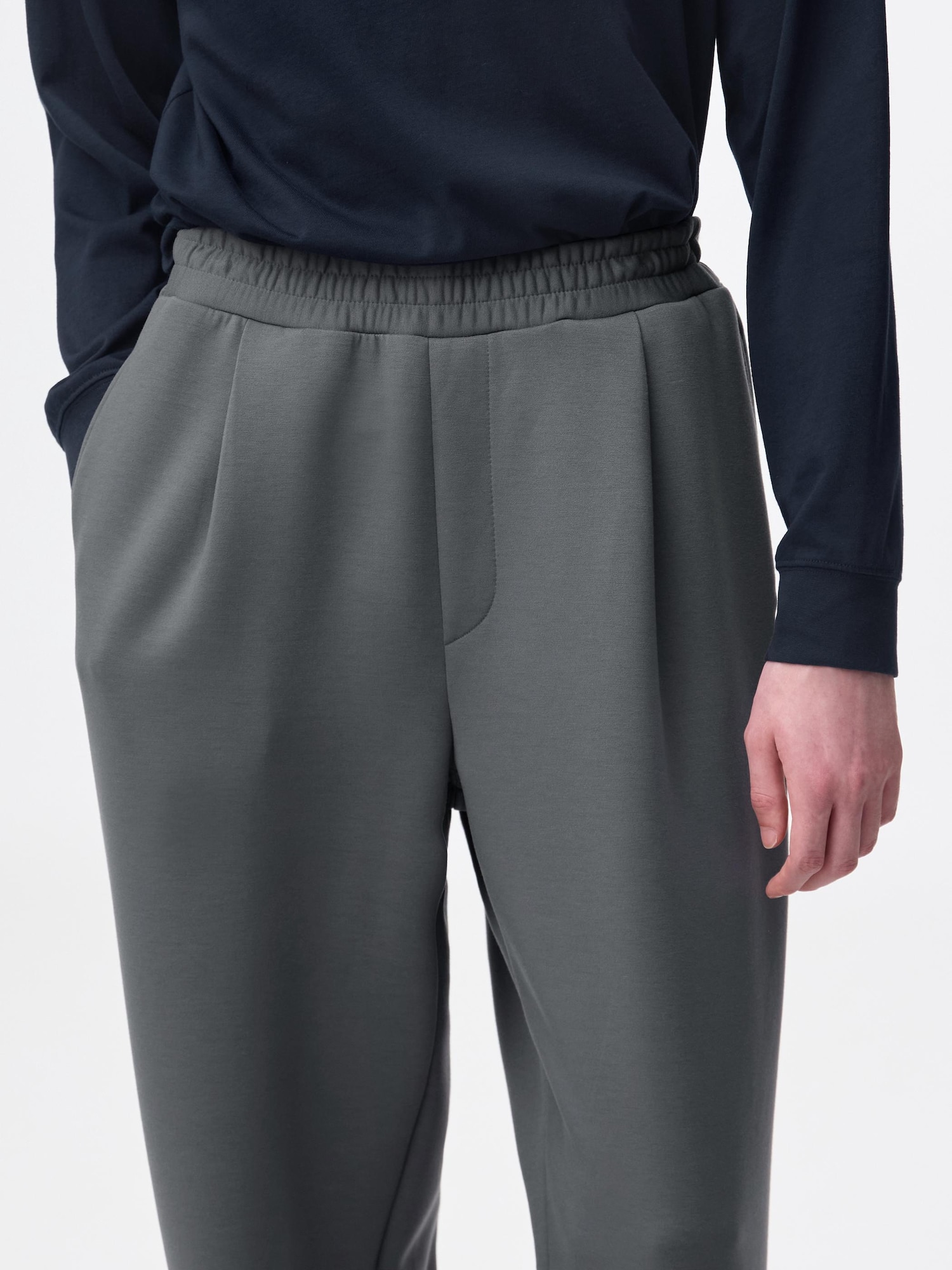 GU公式 | パフスウェットキャロットパンツ+EC(丈長め78.0cm)