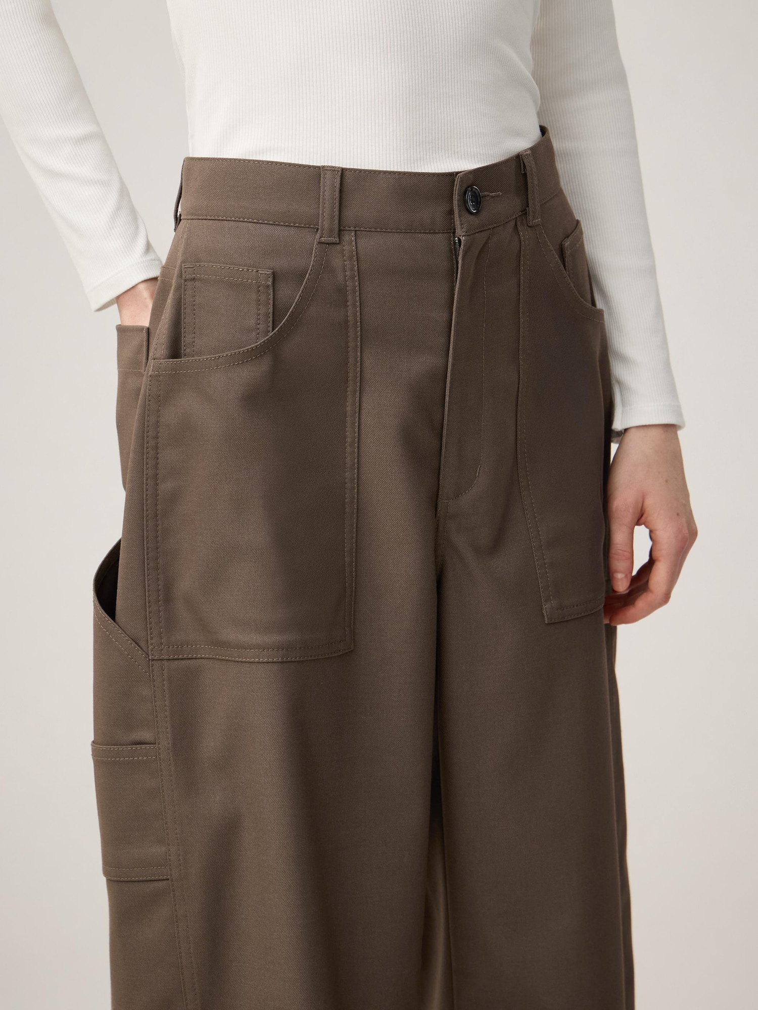 紫苑ページ GU公式 | バレルレッグペインターパンツ by rokh