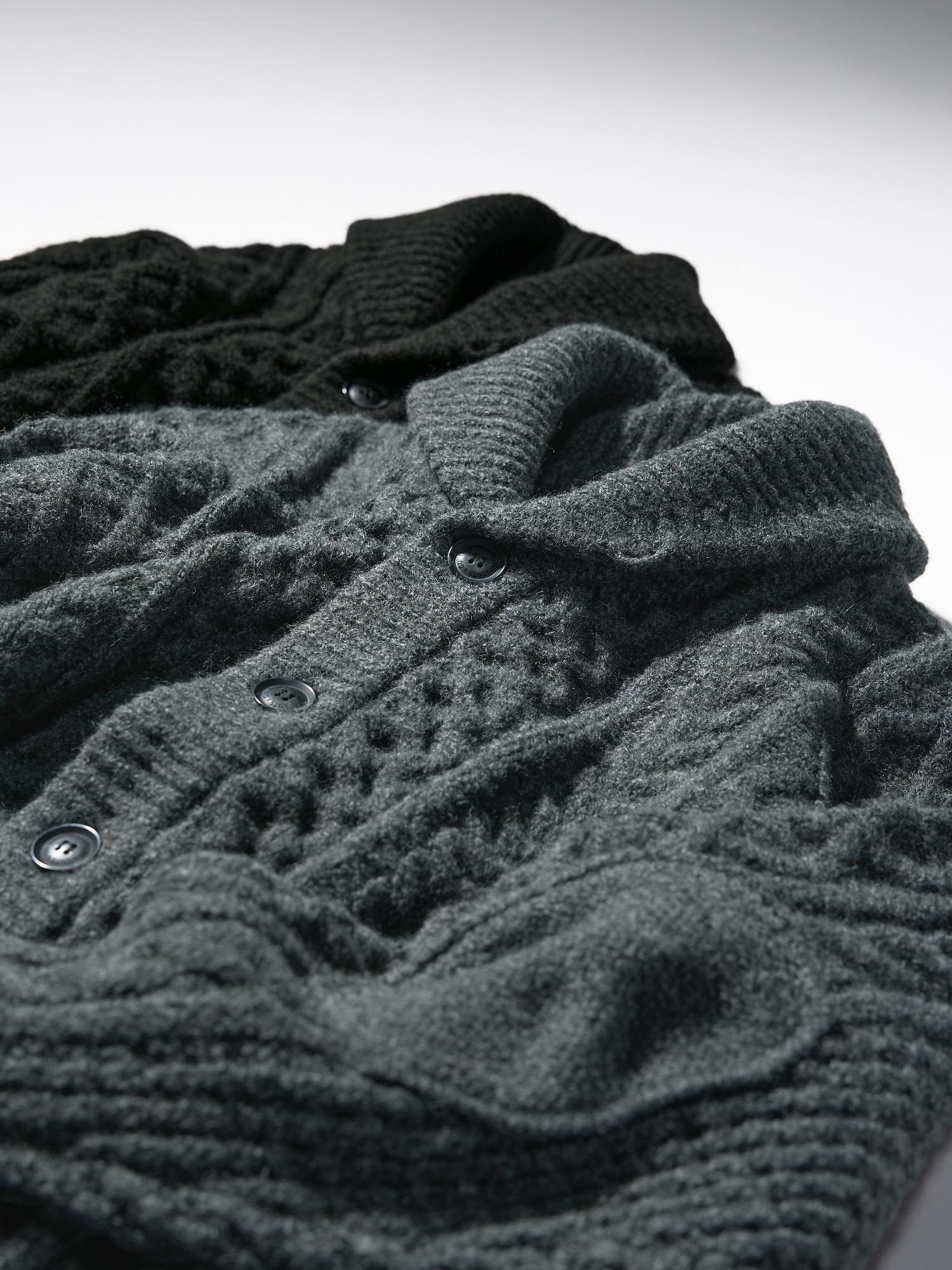 GU公式 | ケーブルショールカラーカーディガン ENGINEERED GARMENTS