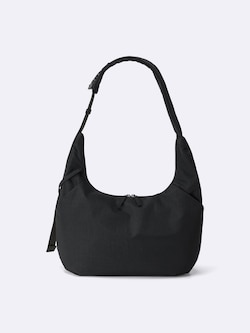 ソフトナイロンコクーンショルダーバッグ