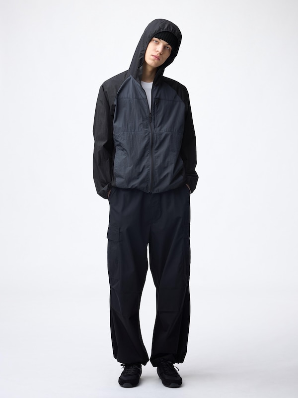 ポケッタブルライトナイロンパーカ+E