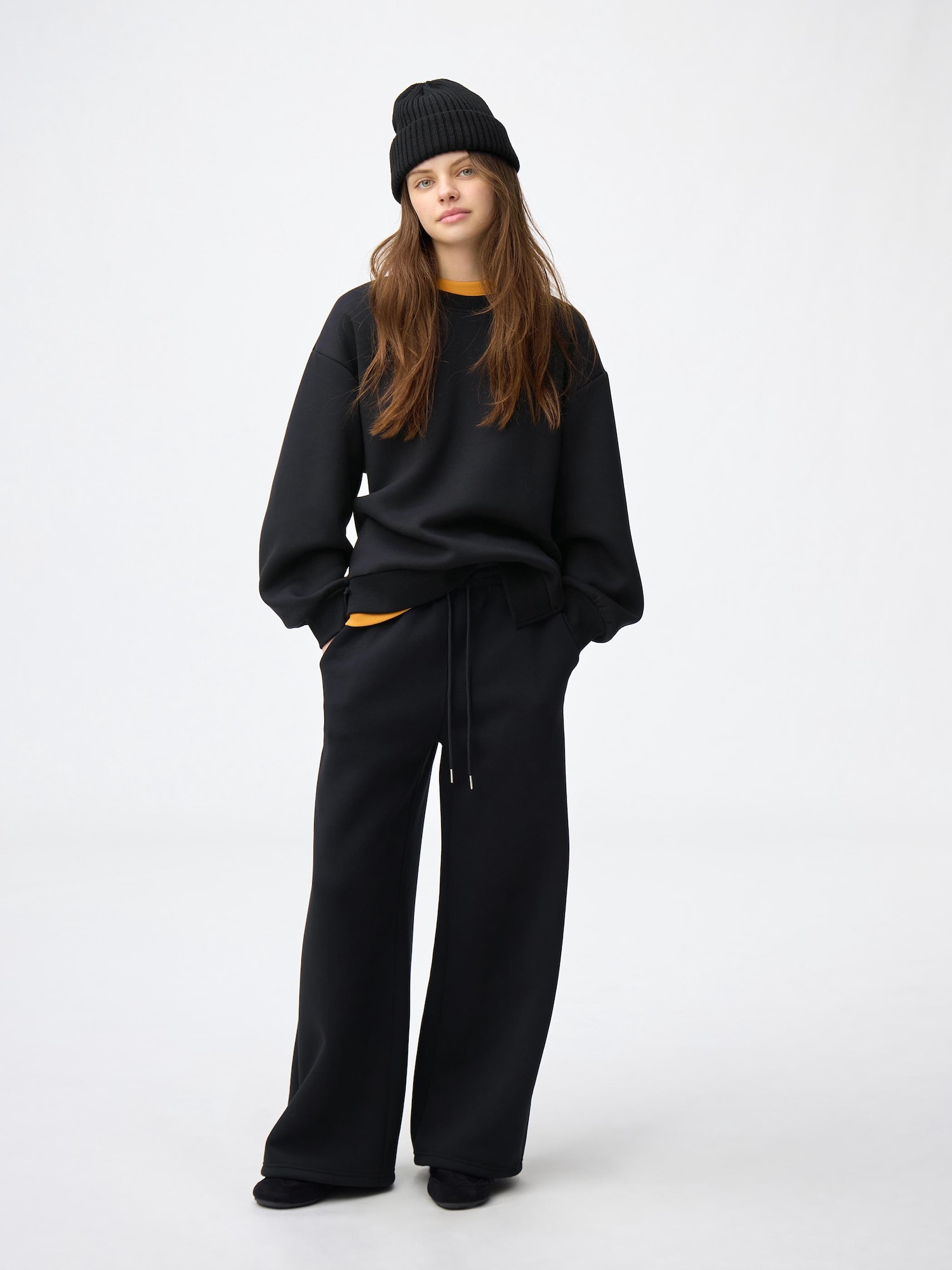 GU公式 | 近日販売予定の商品（レディース）