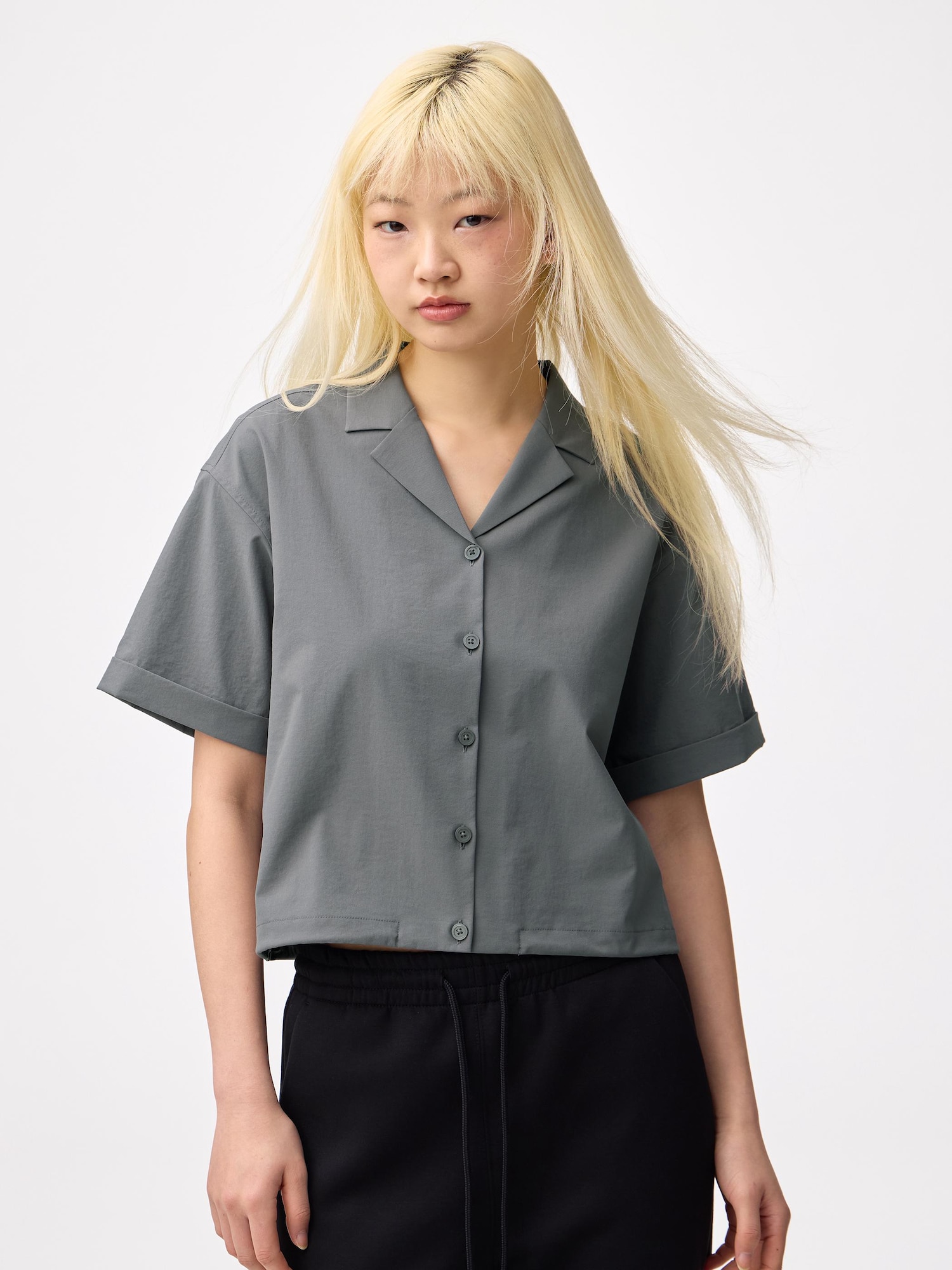 GU公式 | テックショートシャツ(半袖)(レディース)