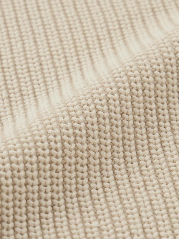 リリヤーンクルーネックカーディガン