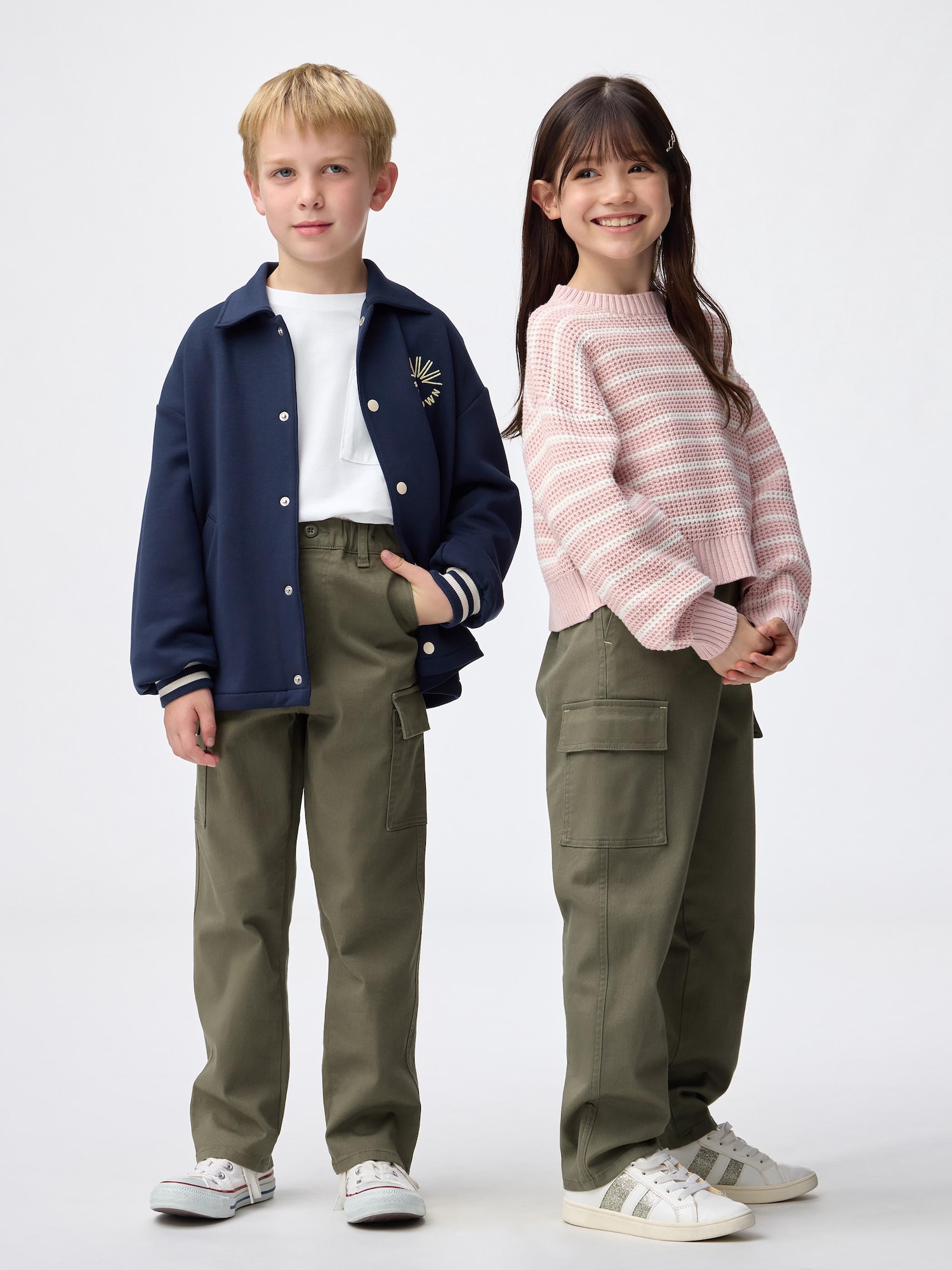 GU公式 | KIDSストレッチストレートカーゴパンツ(キッズ)
