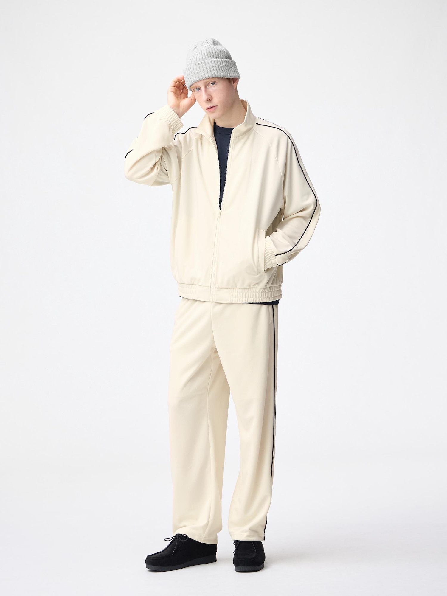 GU公式 | トラックパンツ