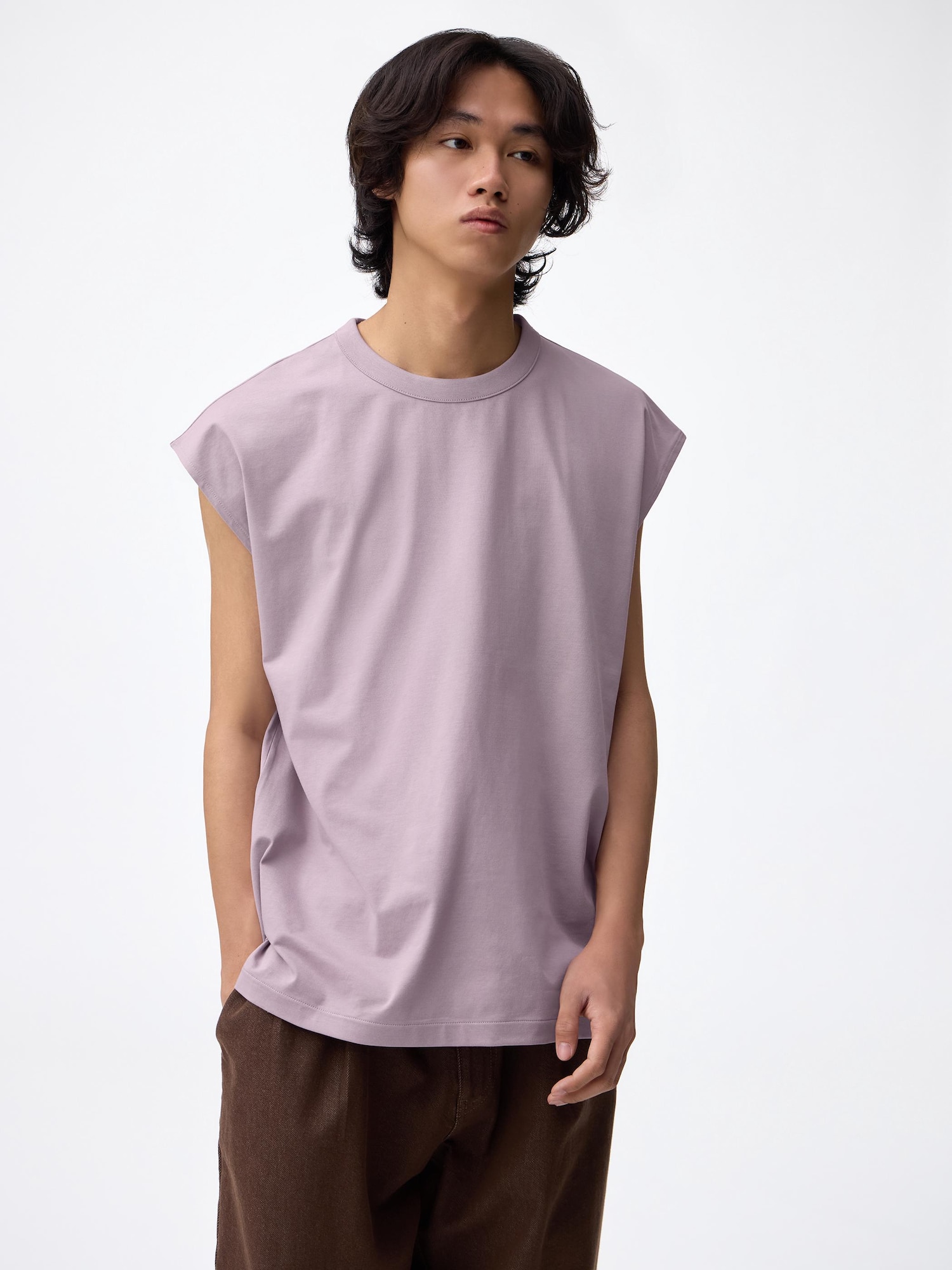 GU公式 | メンズのTシャツ・カットソー (タンクトップ・ノースリーブT