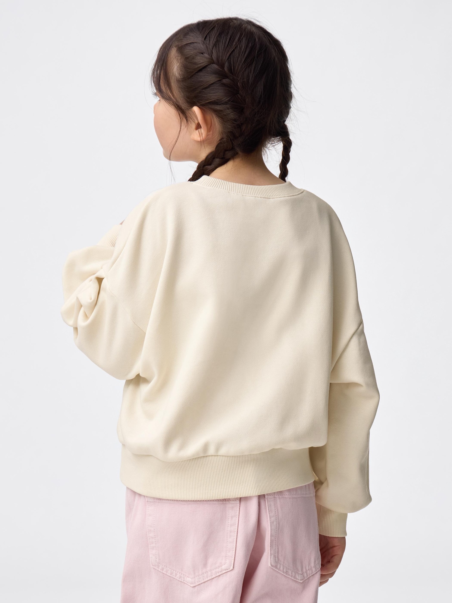 GU公式 | GIRLSスウェットプルオーバー Sanrio characters