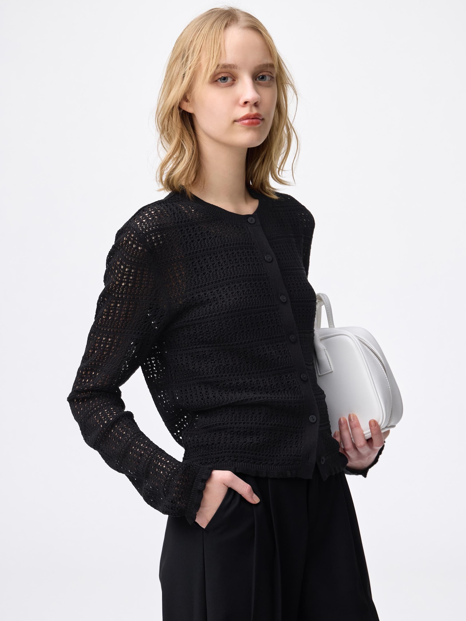 GU公式 | ミドルゲージクルーネックカーディガン(長袖)