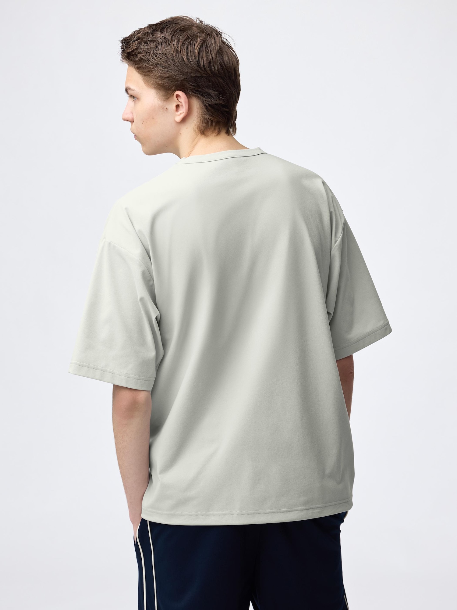 GU公式 | ドライストレッチボクシーT(5分袖)(メンズ)