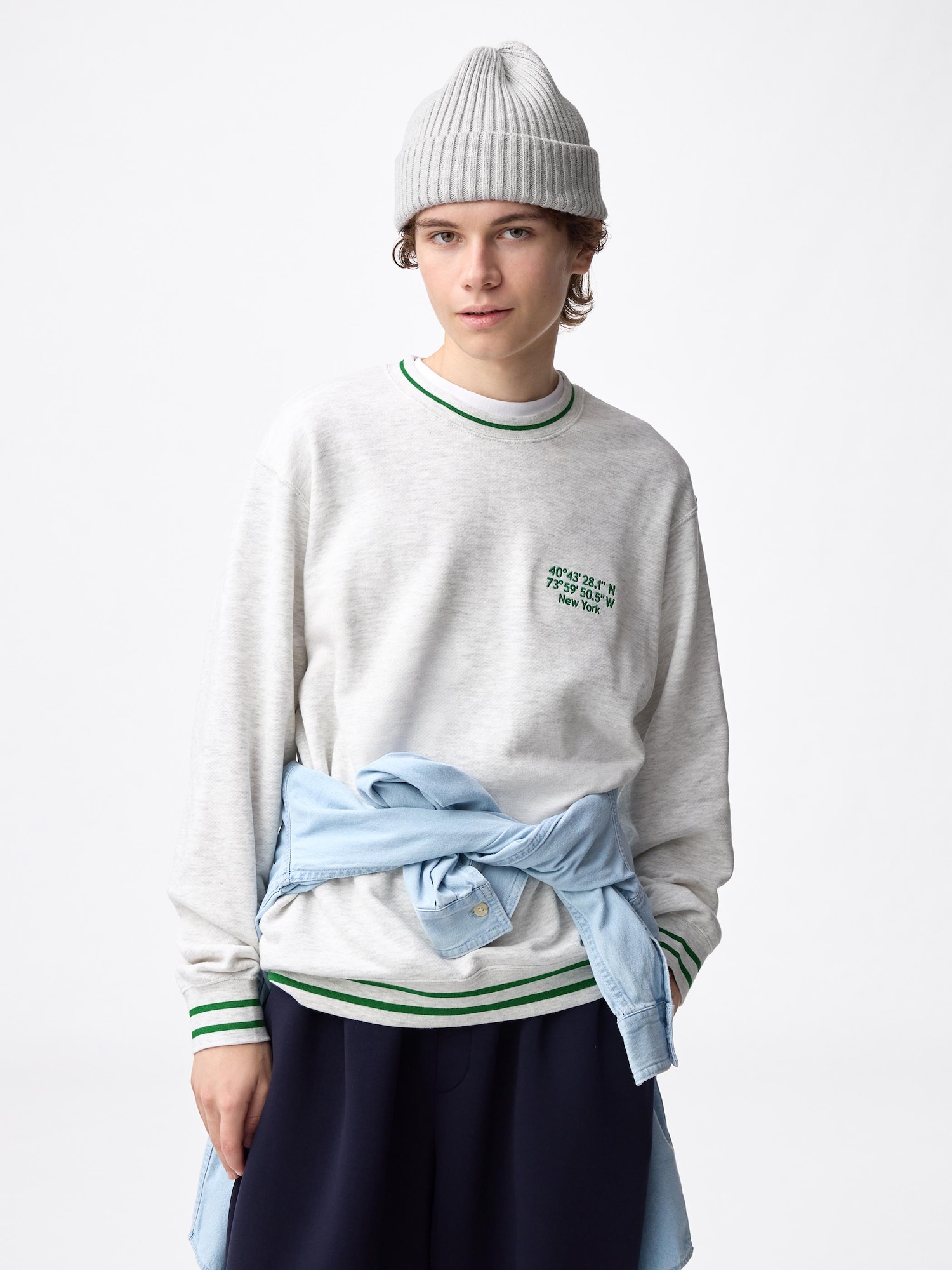 GU公式 | スウェットプルオーバー(ロゴ)