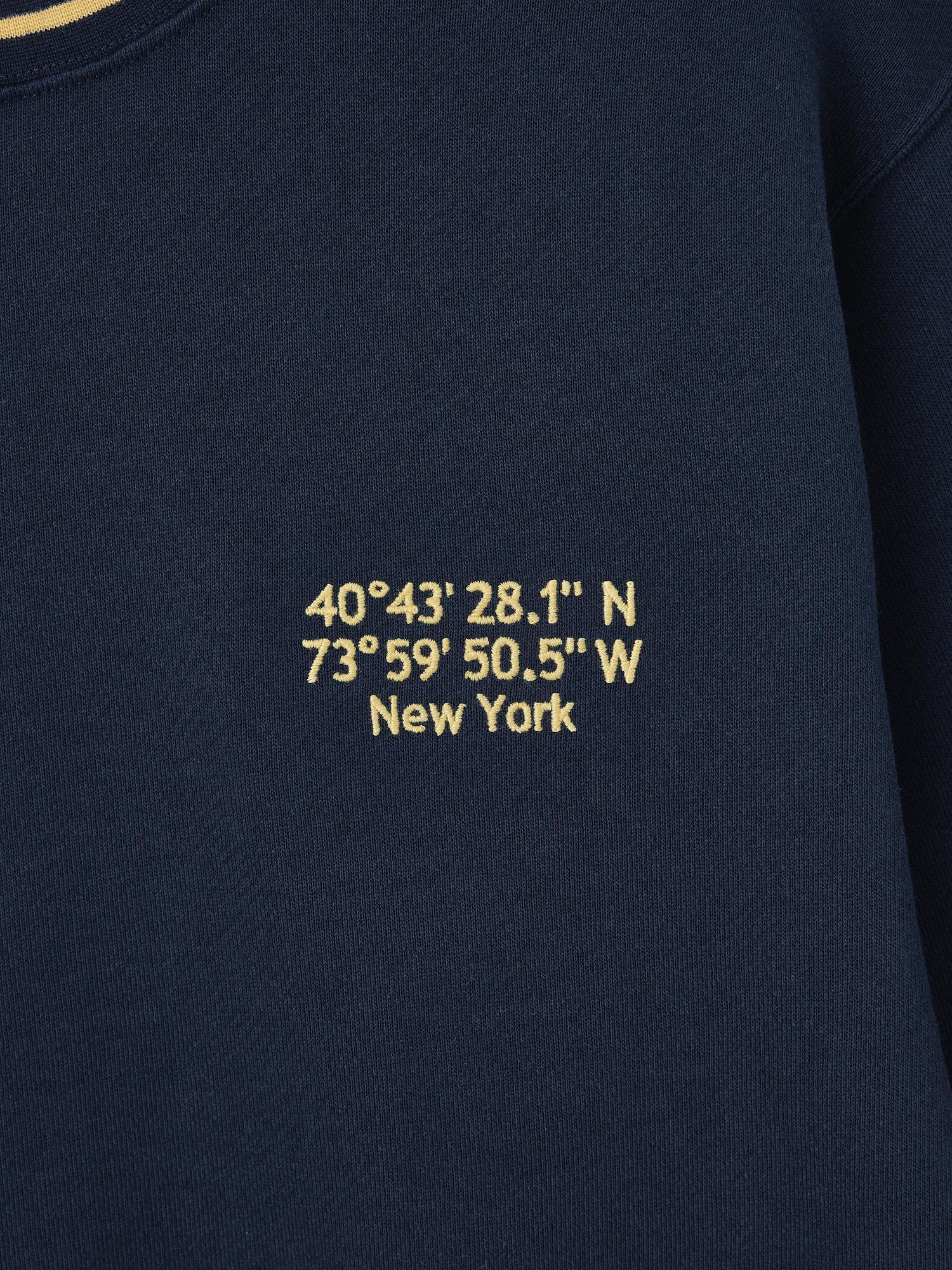 GU公式 | スウェットプルオーバー(ロゴ)