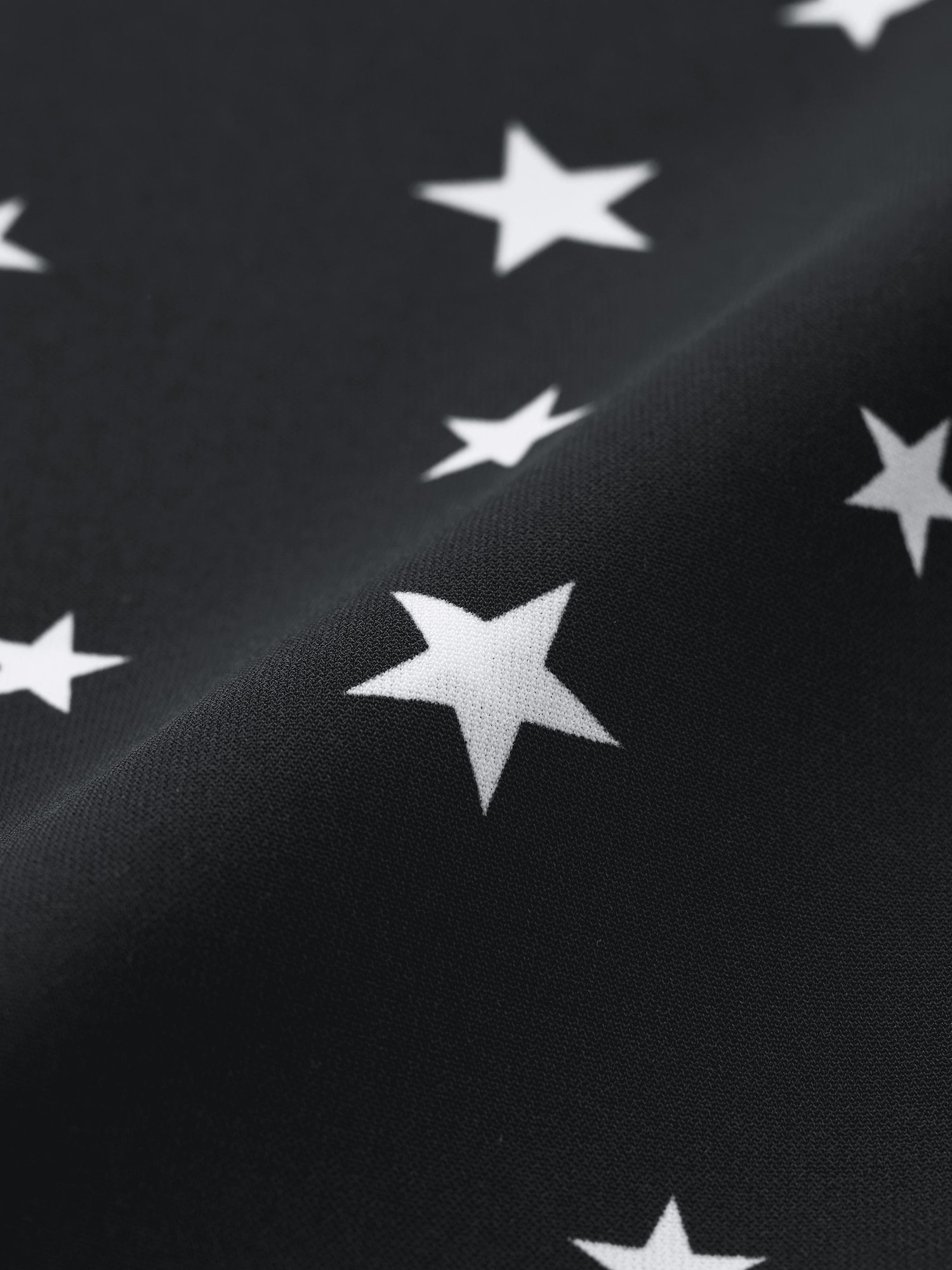 GU公式 | オープンカラーシャツ(5分袖) ジョジョの奇妙な冒険