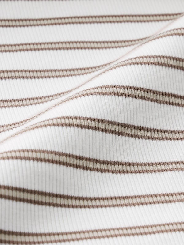 ブラフィールクロップドスクエアネックタンクトップ(ボーダー)