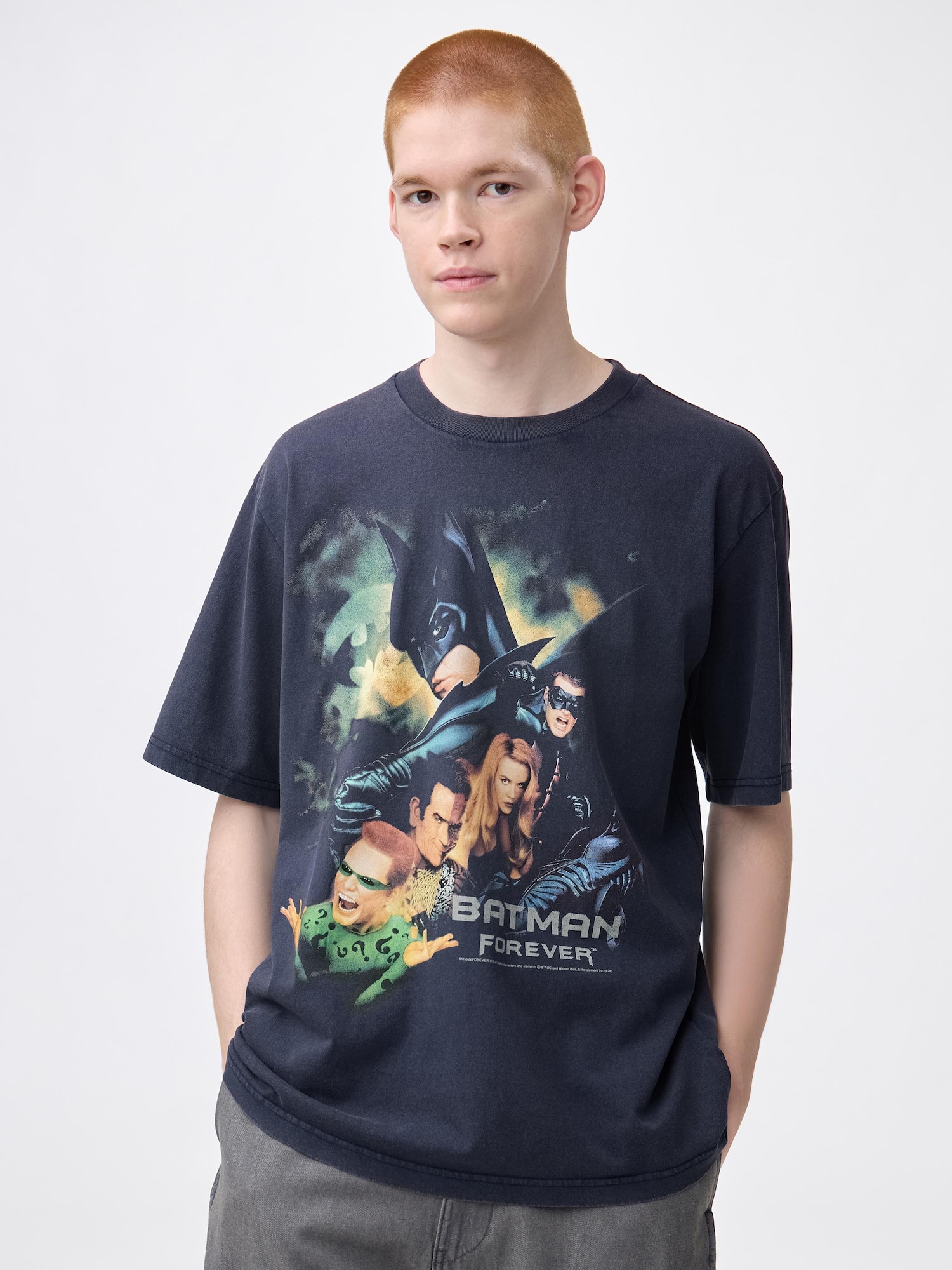 バットマン 半袖Tシャツ XS（SからMの方向け） GU公式 | ウォッシュドグラフィックT BATMAN(ユニセックス)
