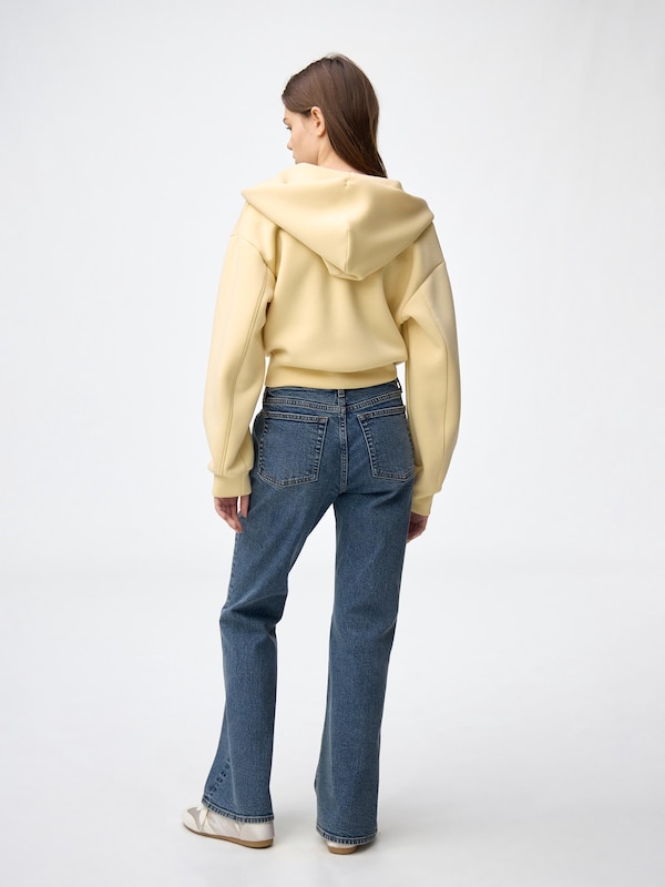 スリムフレアジーンズ(丈標準74.0～78.0cm)