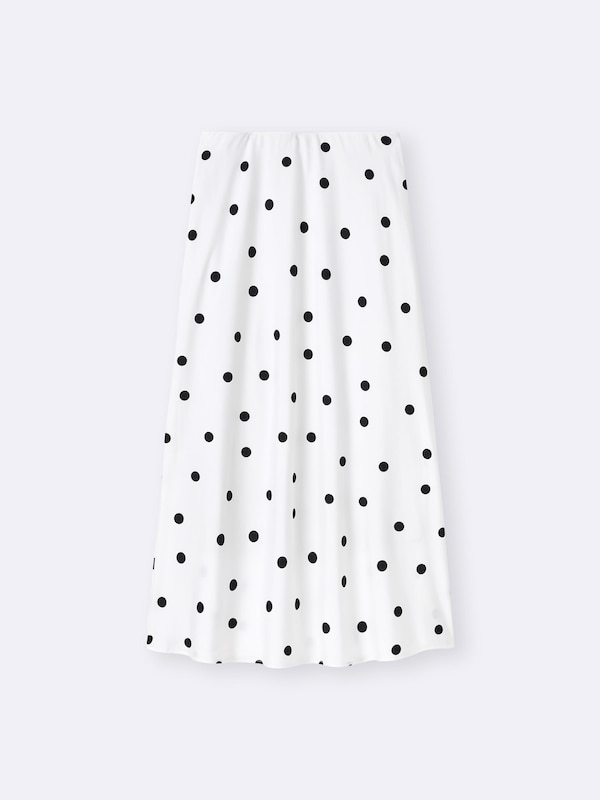 サテンドットフレアスカート