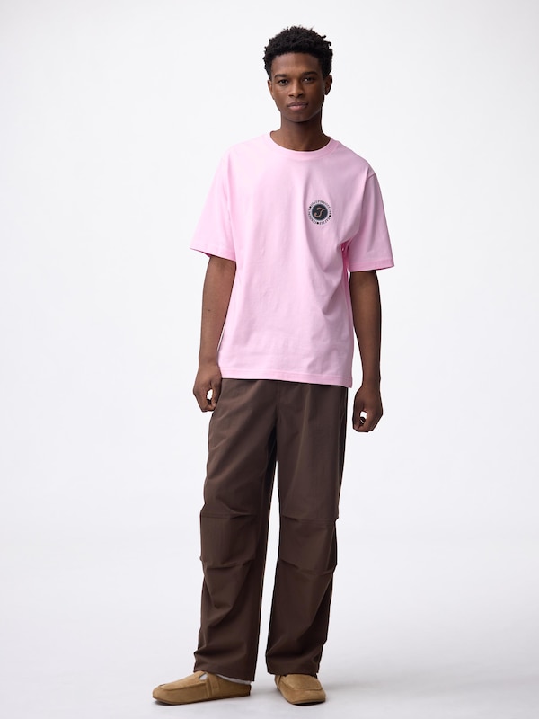 グラフィックT ジョジョの奇妙な冒険2