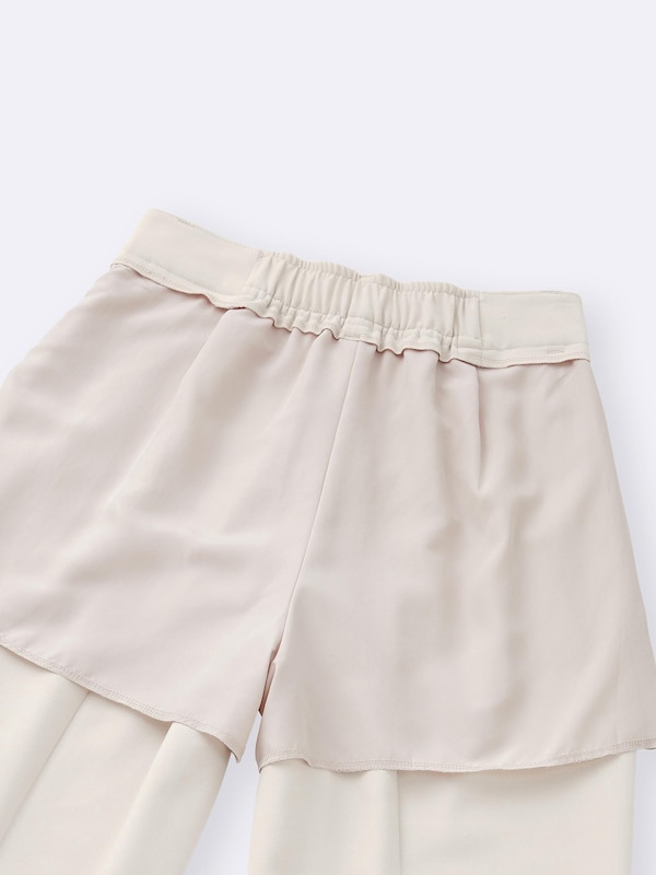 Pleated Wide-Leg Pants