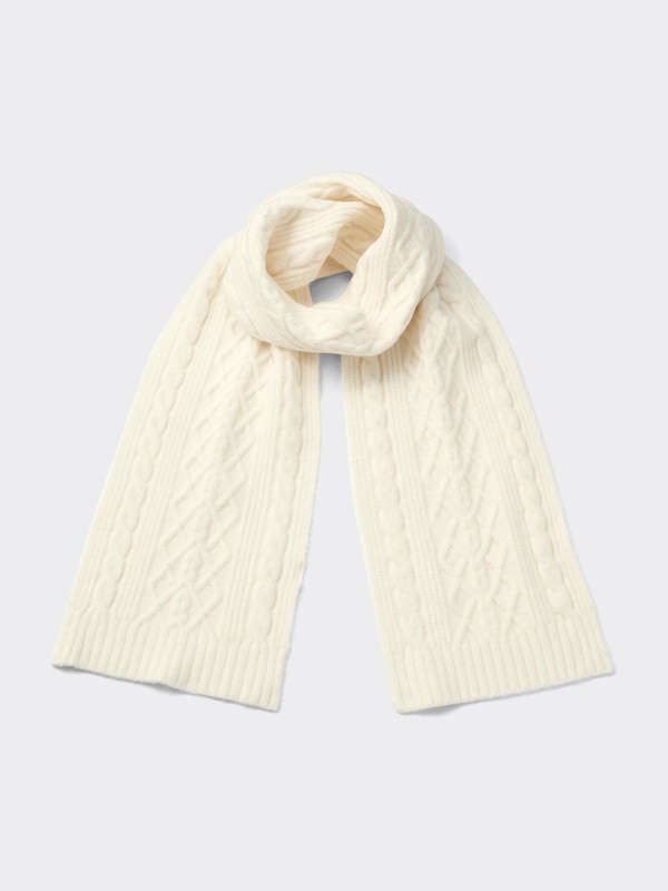 Puffy Touch Knitted Scarf