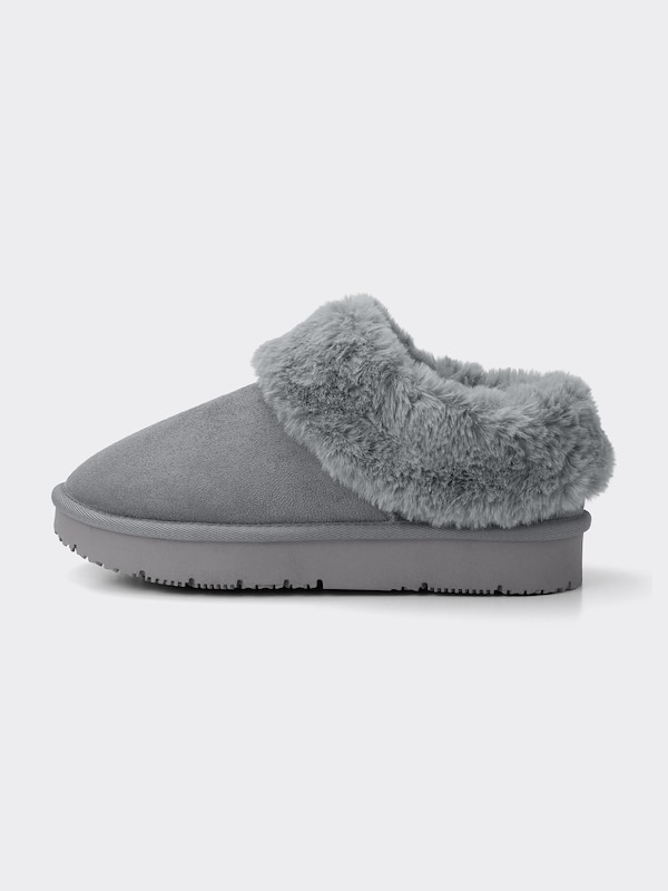 Warm Faux Mouton Slippers