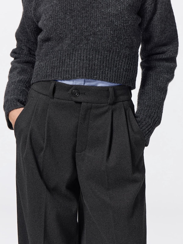 Herringbone Tucked Wide Pants