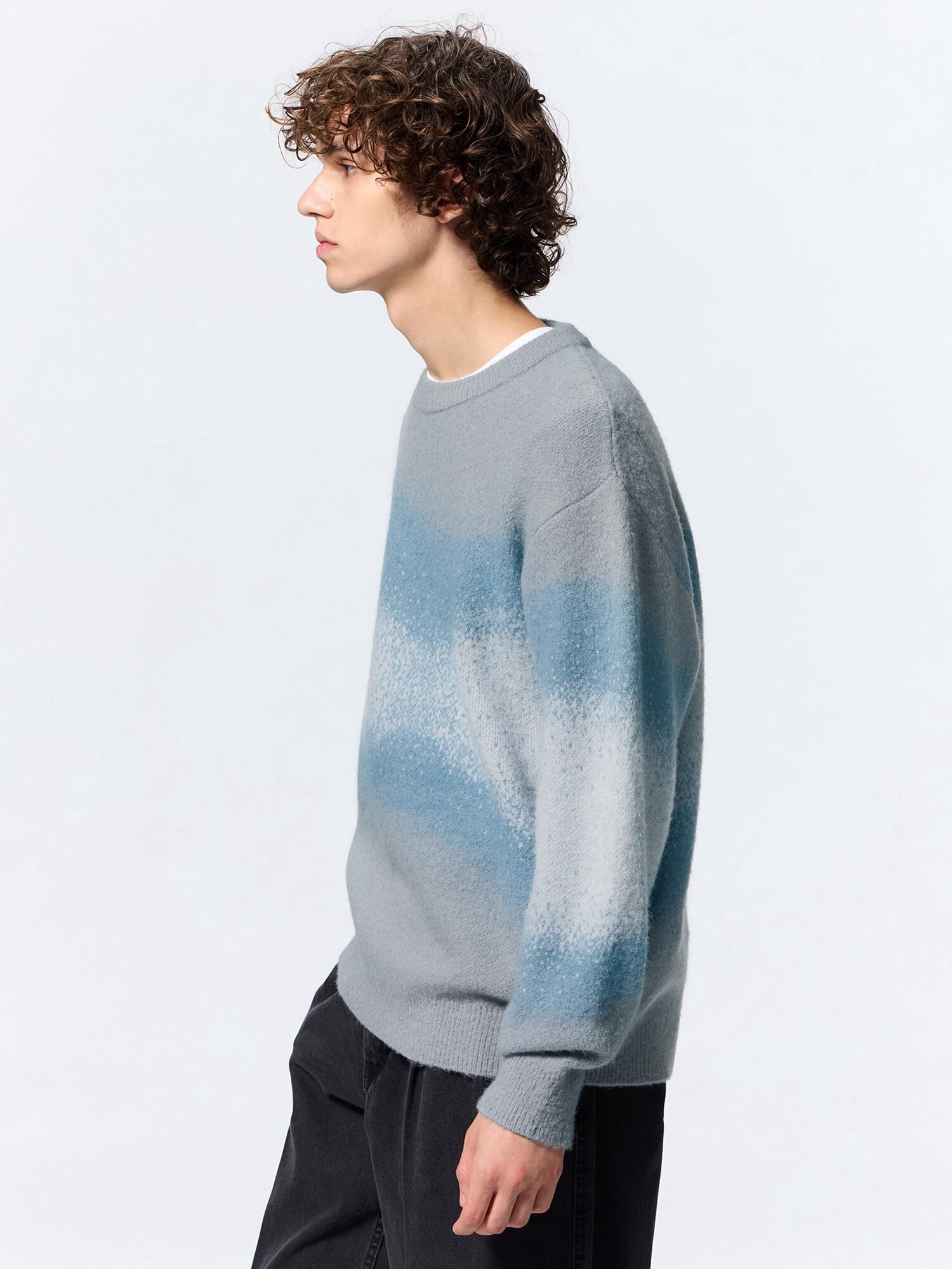 BRUSHY KNITTED Crew Neck Sweater Gradation | GU US