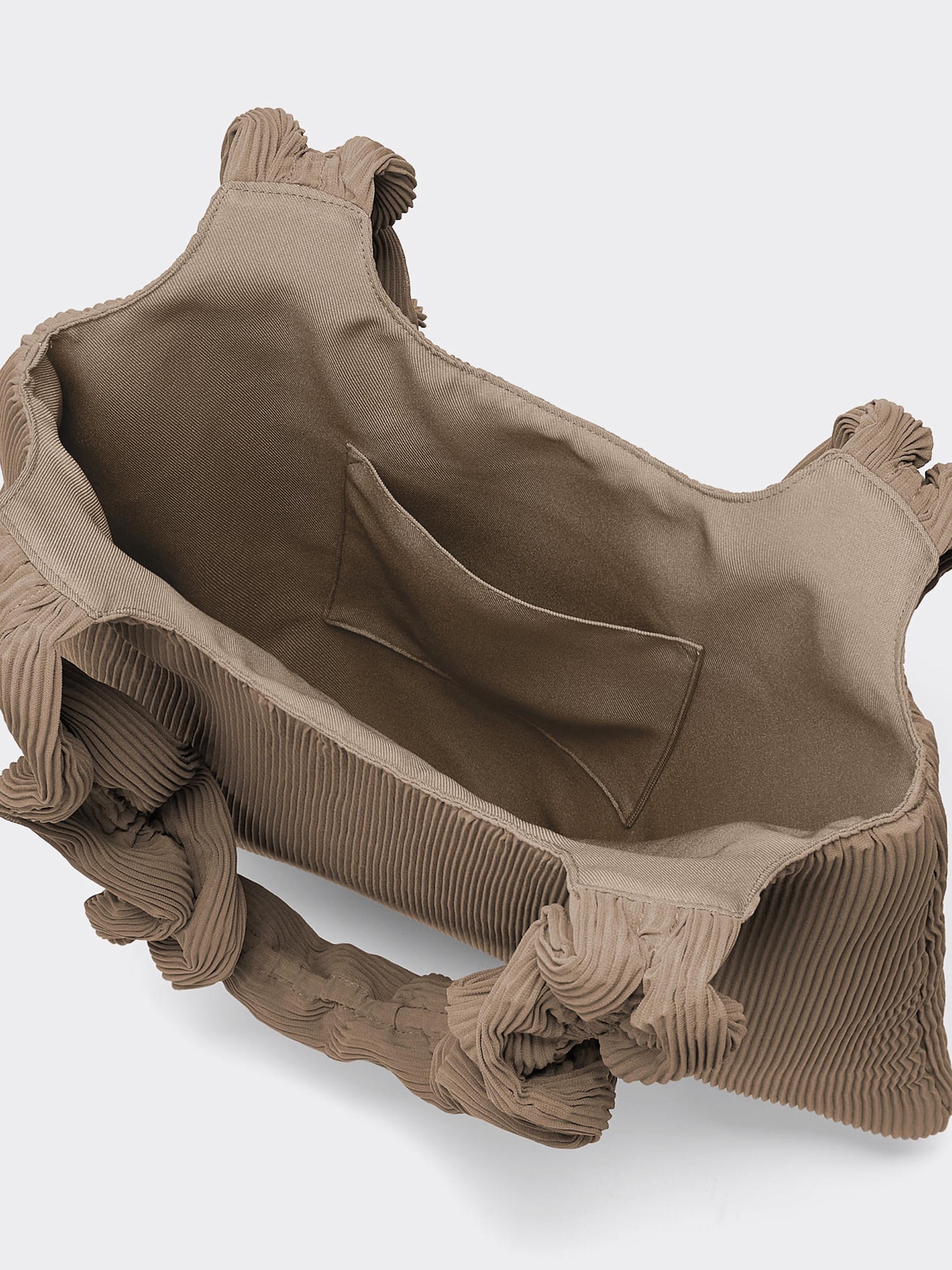 Pleated Frilled Tote Bag | GU US