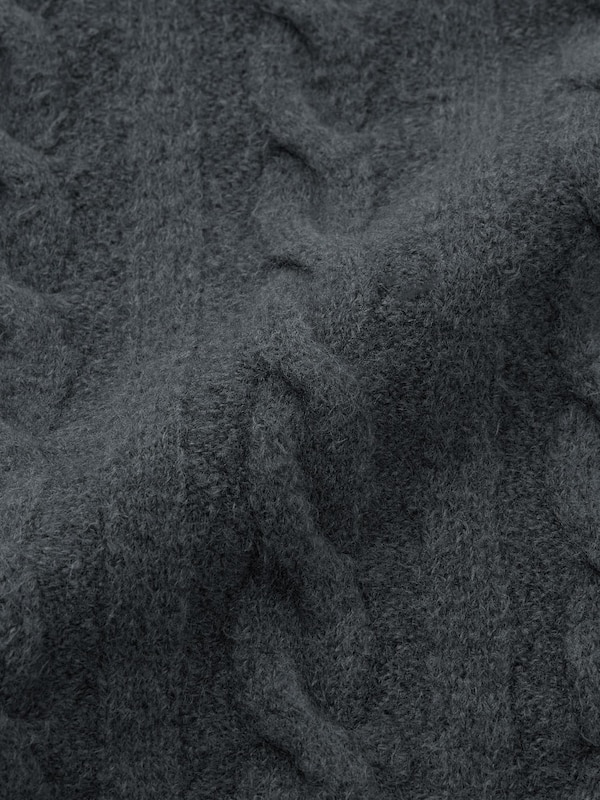 Puffy Touch Skipper Cable Sweater