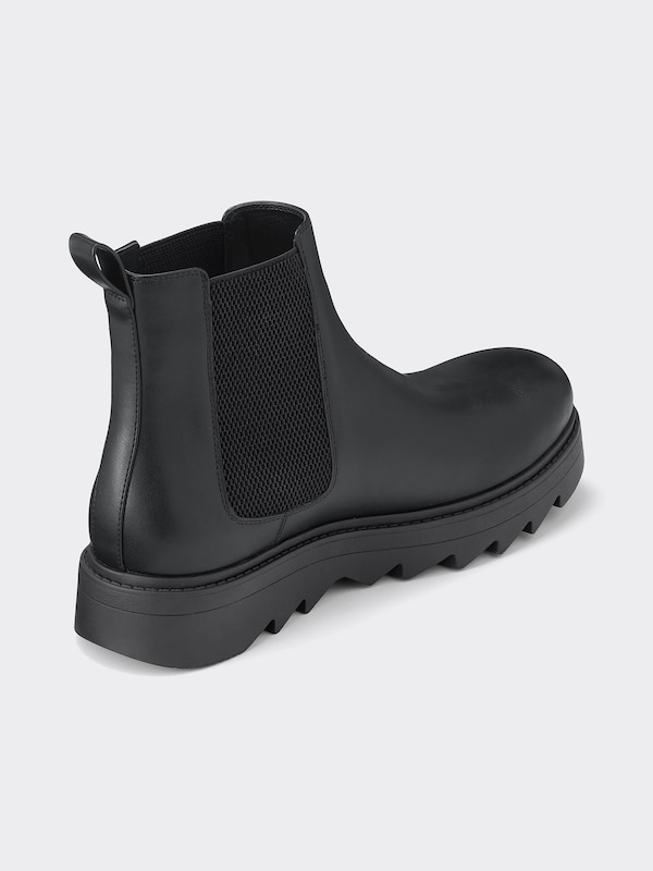 Chunky Sole Side Gore Boots