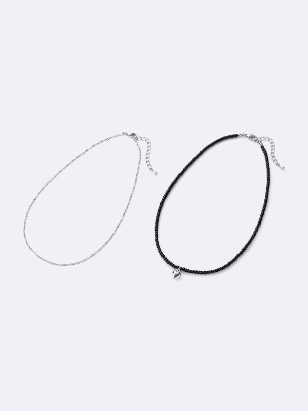 Motif Beaded Necklace