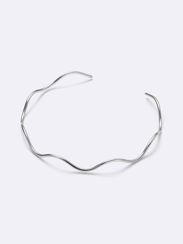 Waved Metal Choker