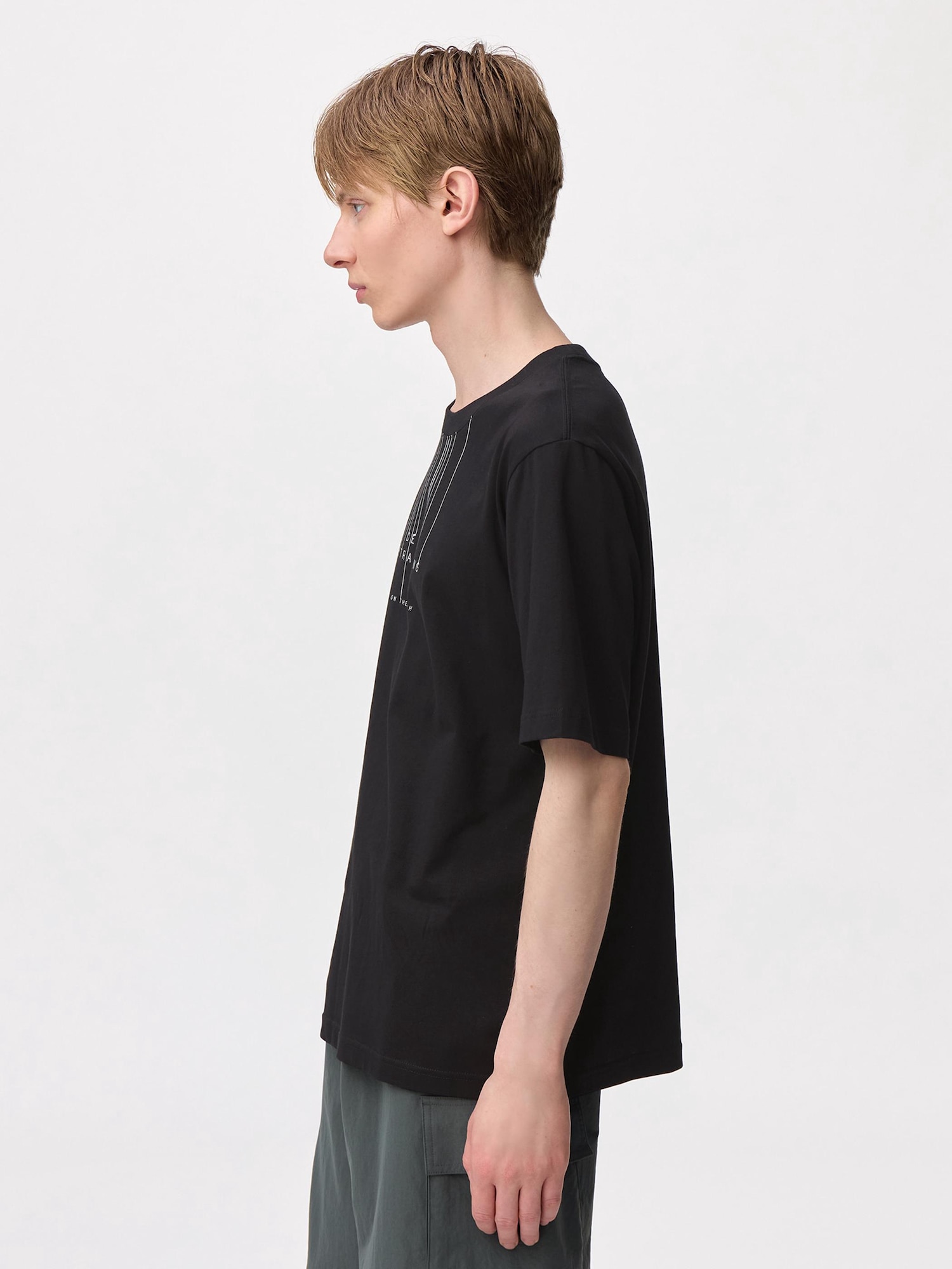 Graphic T-Shirt | DEATH STRANDING 2: ON THE BEACH | GU US