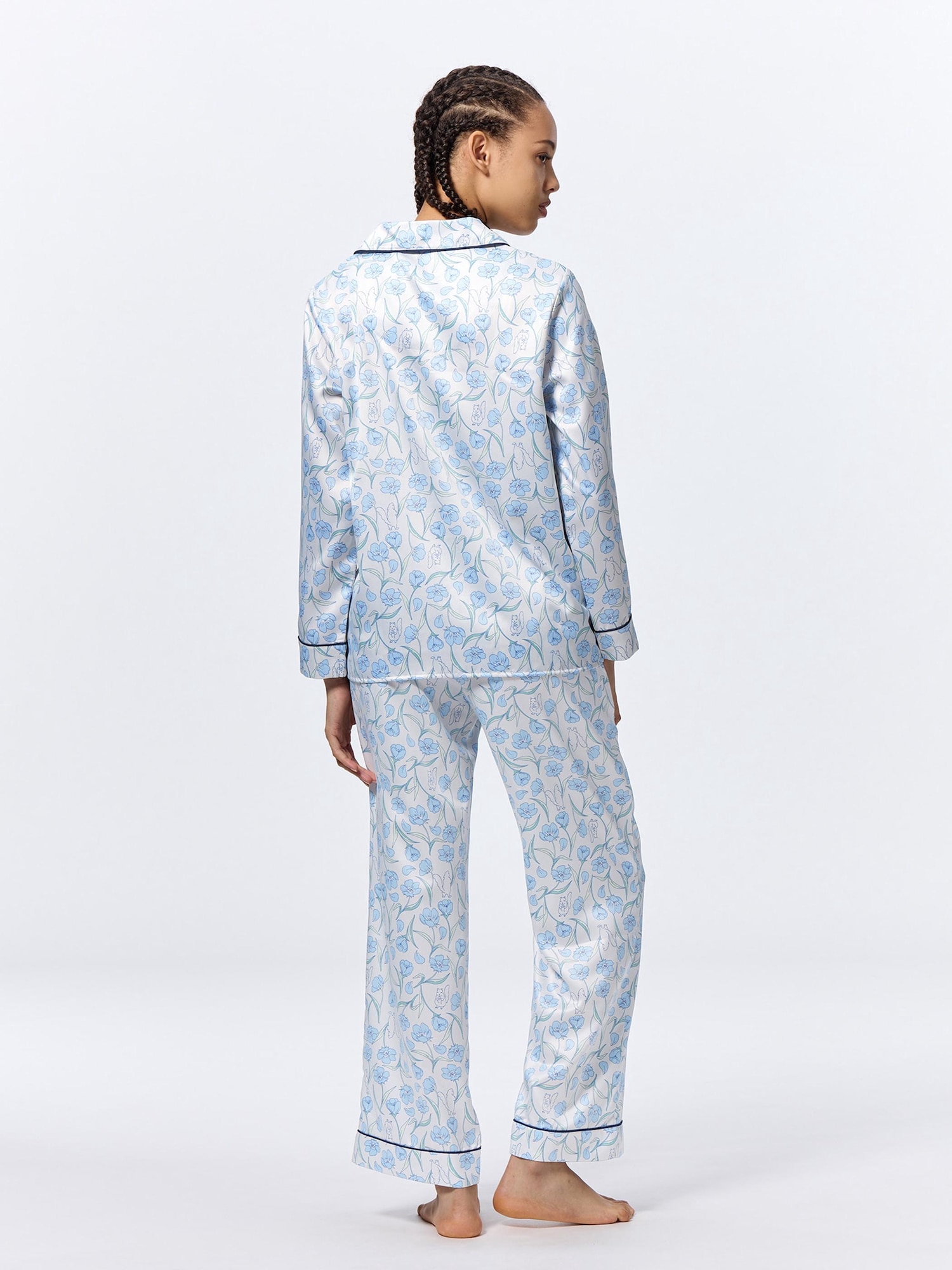 Satin Pajamas Long Frieren: Beyond Journey's End | GU US