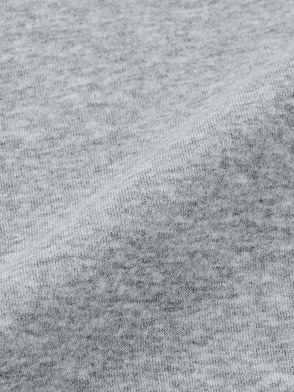 Sweatshirt Frieren: Beyond Journey’s End