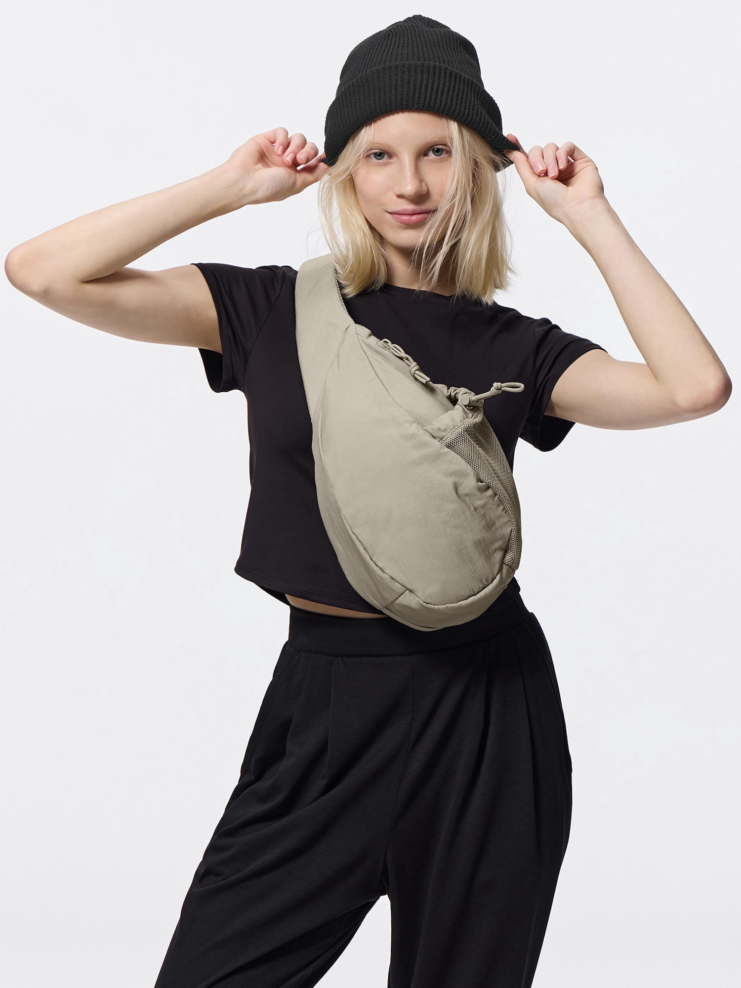バッグ ay Sling Shoulder Bag | GU US