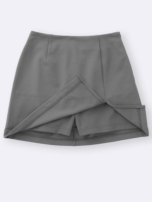 Slit Skort