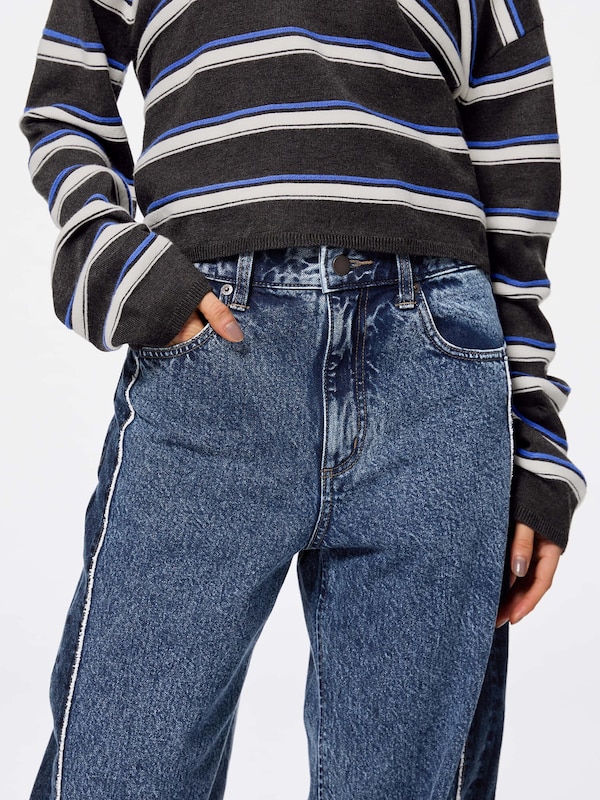 2 Tone Barrel Leg Jeans | Short 28.5 Inseam