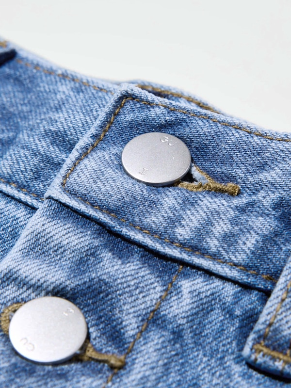 Wide Jeans | by rokh