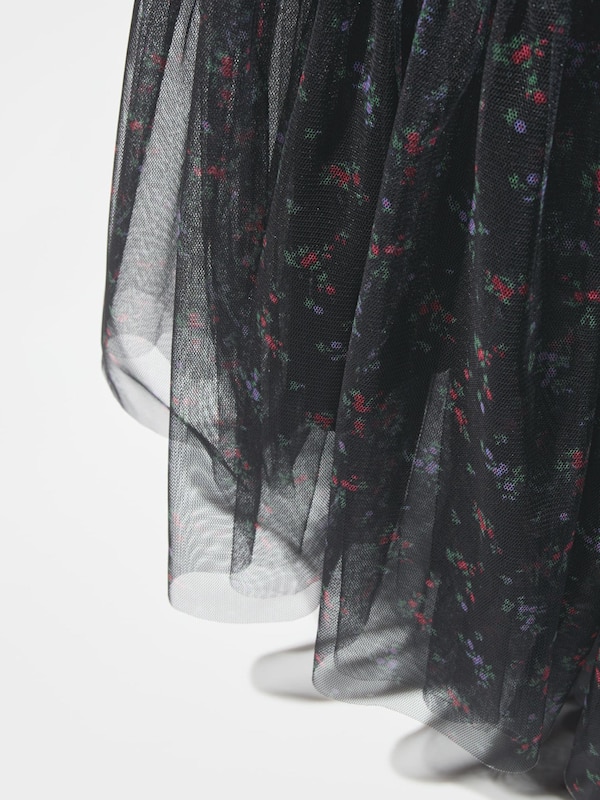 Tulle Skirt | by rokh