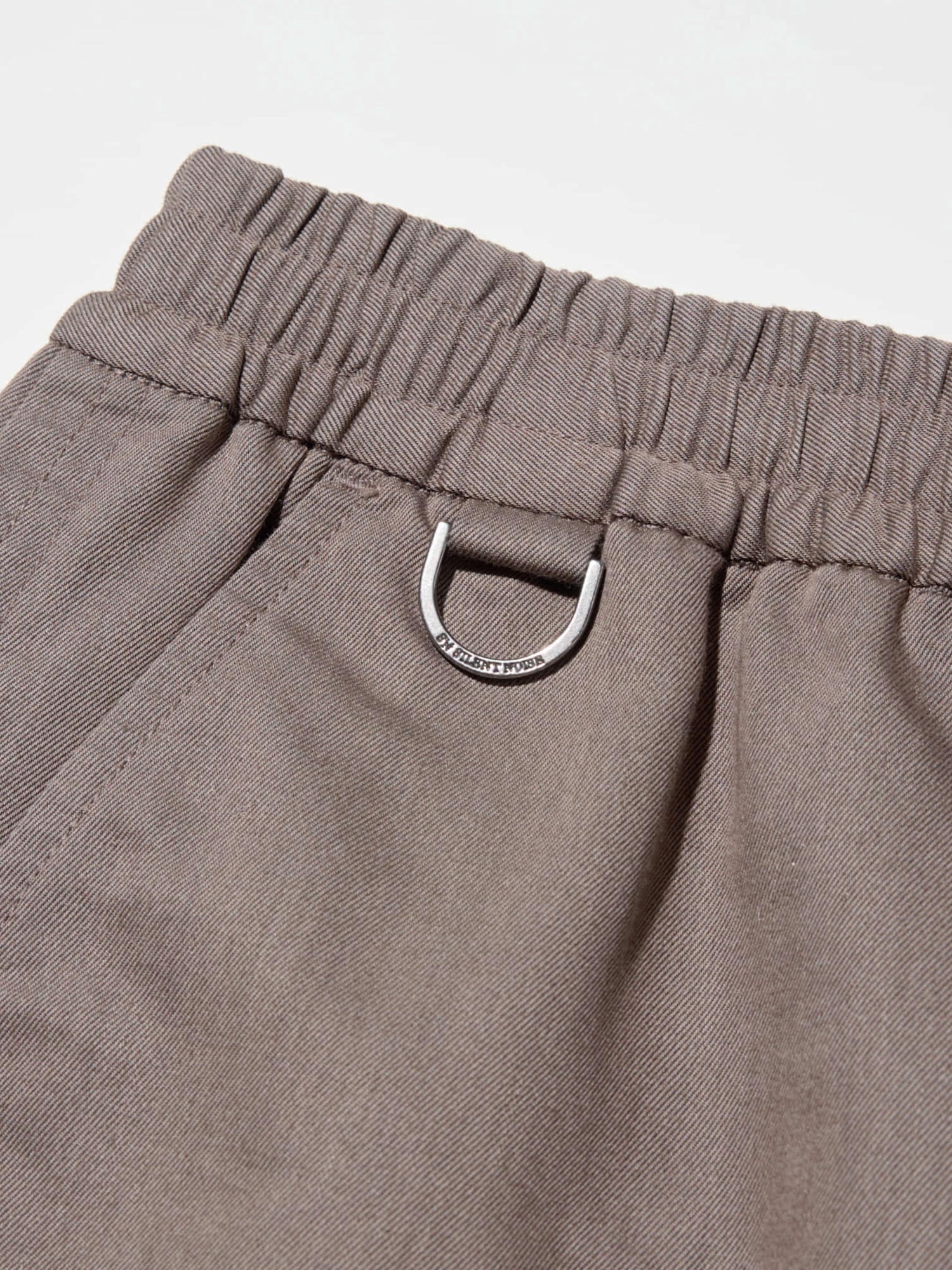 新品　BRIEFING BUSH RELAXED SHORT PANTS 新品 BRIEFING BUSH RELAXED SHORT PANTS