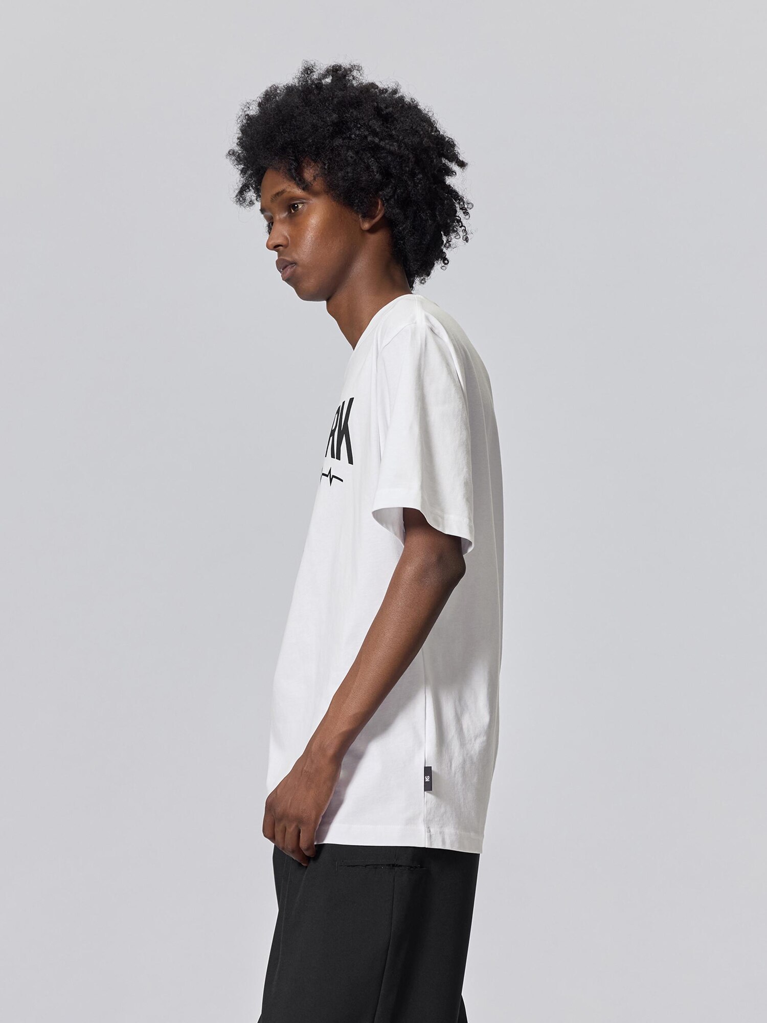 Graphic T-Shirt | HalfSlv | UNDERCOVER 1 | GU US